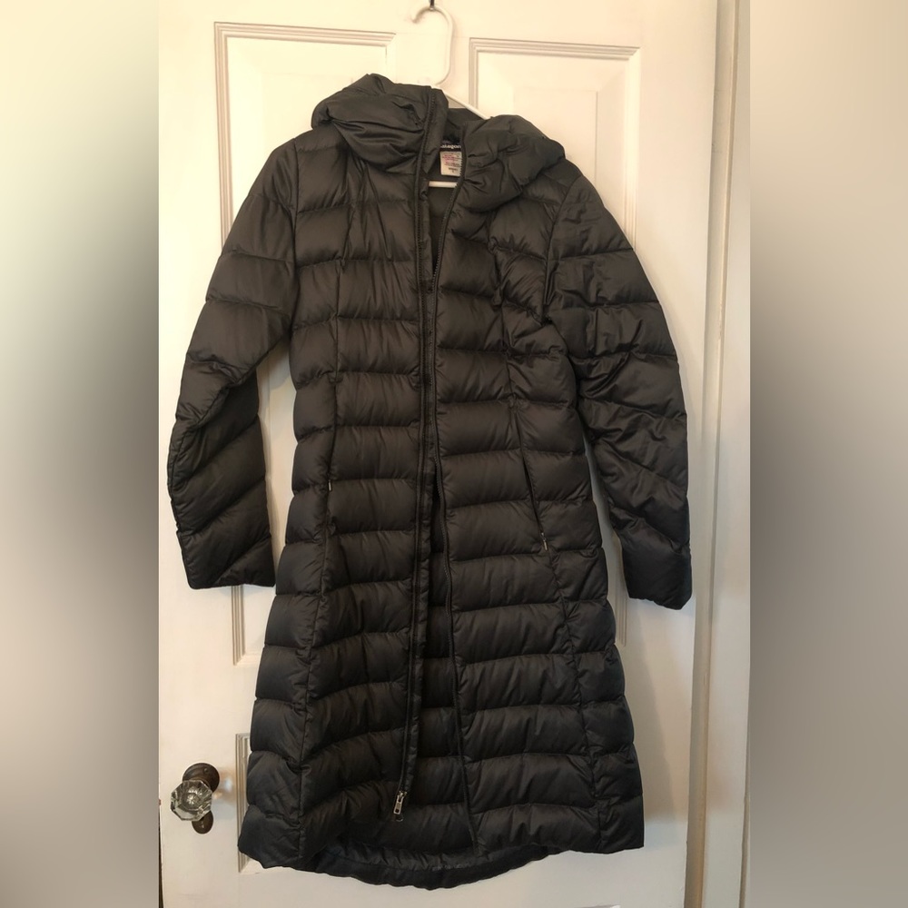 Patagonia Womens Long Down Parka Size Small
